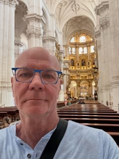 Yesterday morning I visited the Catedral de Ganada and the adjacent Royal Chapel, where Ferdinand II and Isabella I are interred. 

In 1469 they married, unifying their kingdoms of Aragon and Castile. 

In 1492 they accepted the surrender of Boabdil, the last Sultan of Granada, and unified all of Spain under Catholic rule. 

That same year, Christopher Columbus made his first voyage and launched Spain’s global empire.

Pictures can’t be taken in the Royal Chapel. But the large cathedral next door was an interesting contrast with the massive Gothic cathedral in Sevilla.

The Granada church was built in the Spanish renaissance style, light and airy with classical columns. 

#architecture #españa #granada #andalucia #travel
